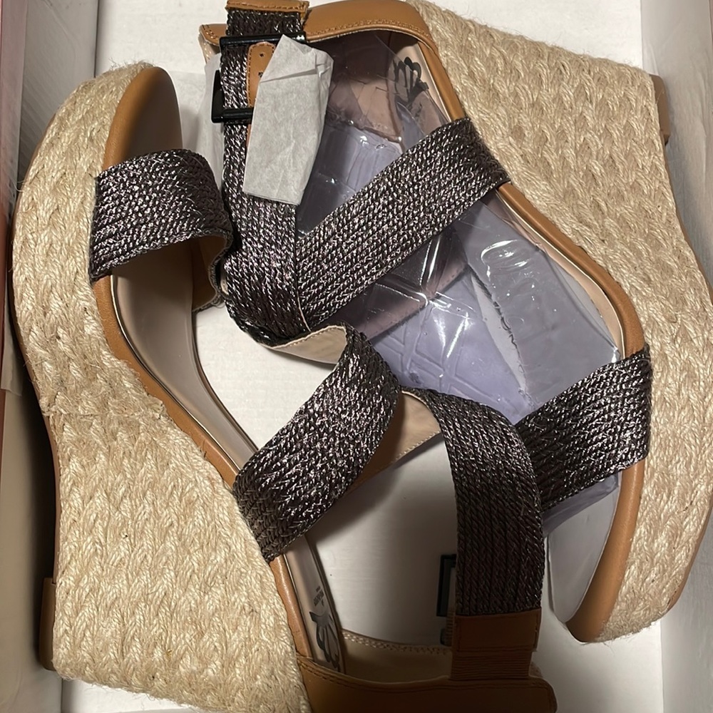 Fergalicious wedge sandals brand new sandals